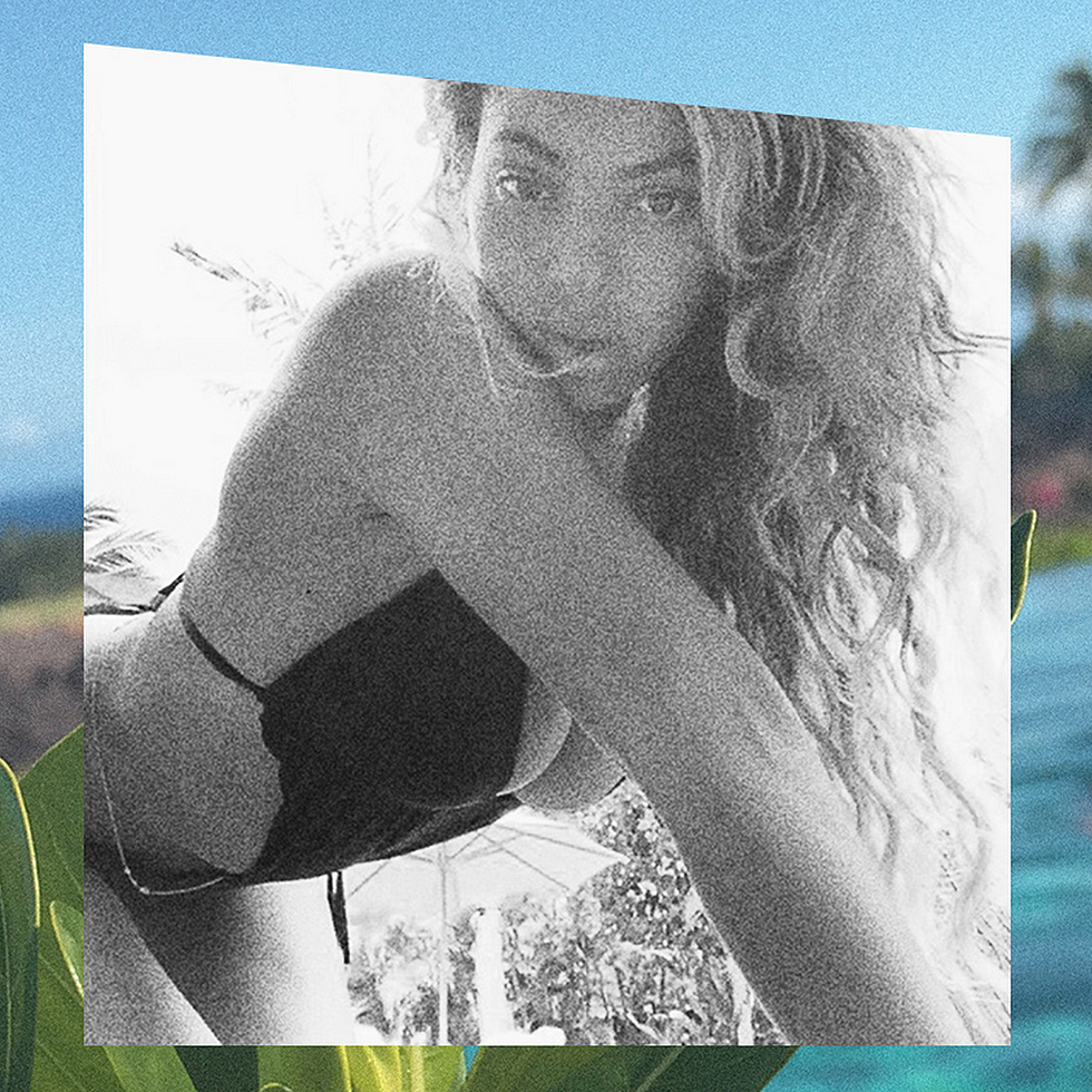 Beyoncé Shares Sexy Photos From Her Wedding Anniversary Getaway With Jay Z