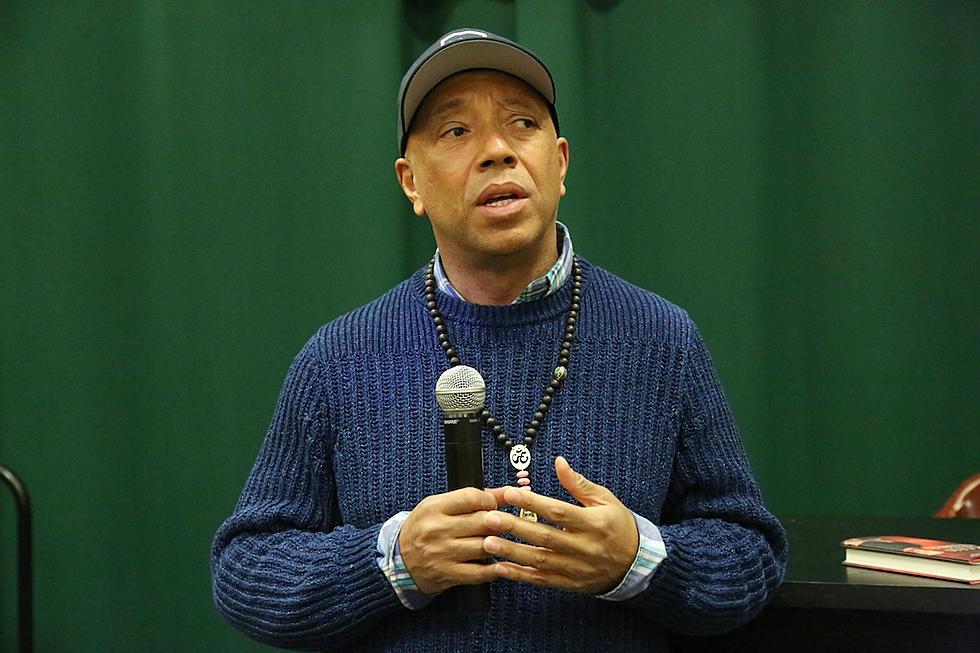 Russell Simmons Visits Flint to Help Residents During Water Crisis