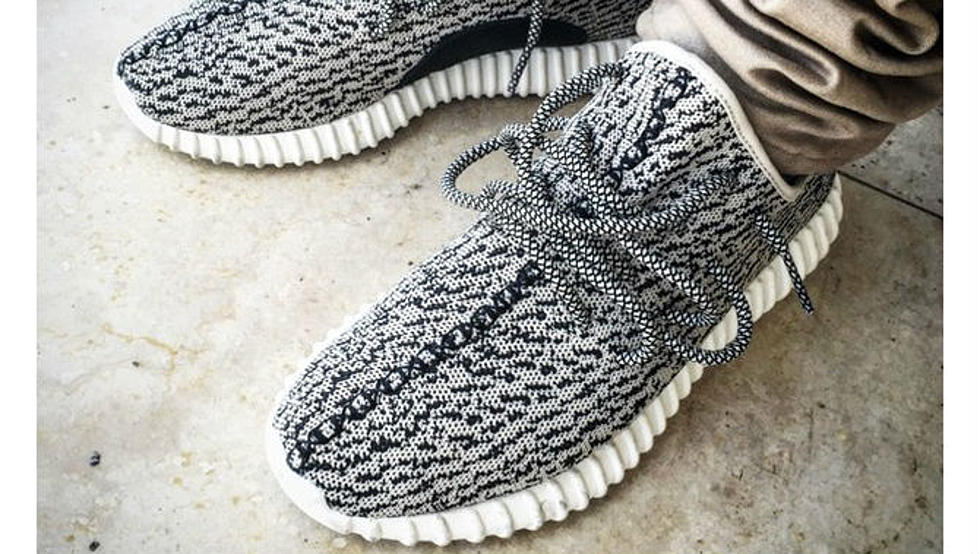 A Detailed Look at the Adidas Yeezy 350 Boost Low