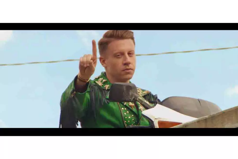 Macklemore Performs “Downtown” at the 2015 MTV Video Music Award