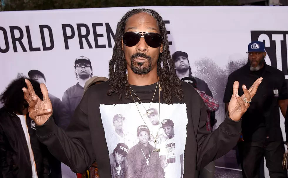 Snoop Dogg Calls Tom Brady’s DeflateGate Ruling “Bullsh*t”