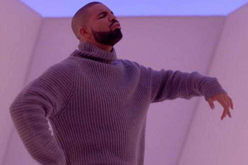 Drake Does the &#8220;Hotline Bling&#8221; Dance At L.A. Clippers Game