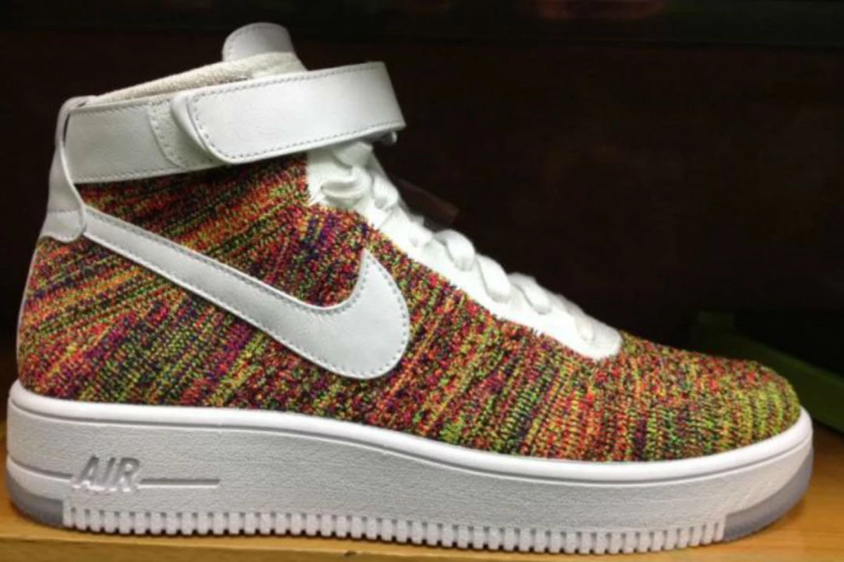 Nike Air Force 1 Multicolor Flyknit - XXL