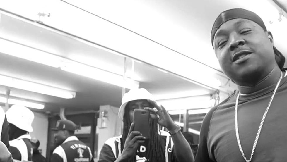 Watch Jadakiss Argue About Hip-Hop in a Barbershop