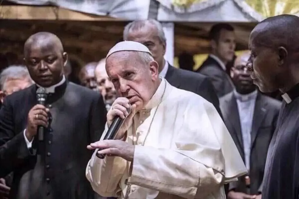 Here Are the Best #PopeBars Tweets