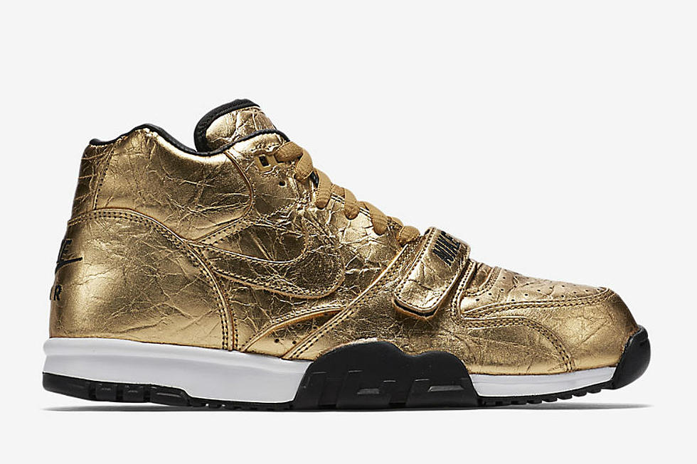 Nike Air Trainer 1 Premium QS Super Bowl 50