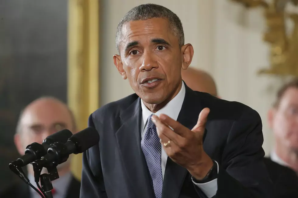 Watch President Obama Recite the Lyrics to "Jumpman"