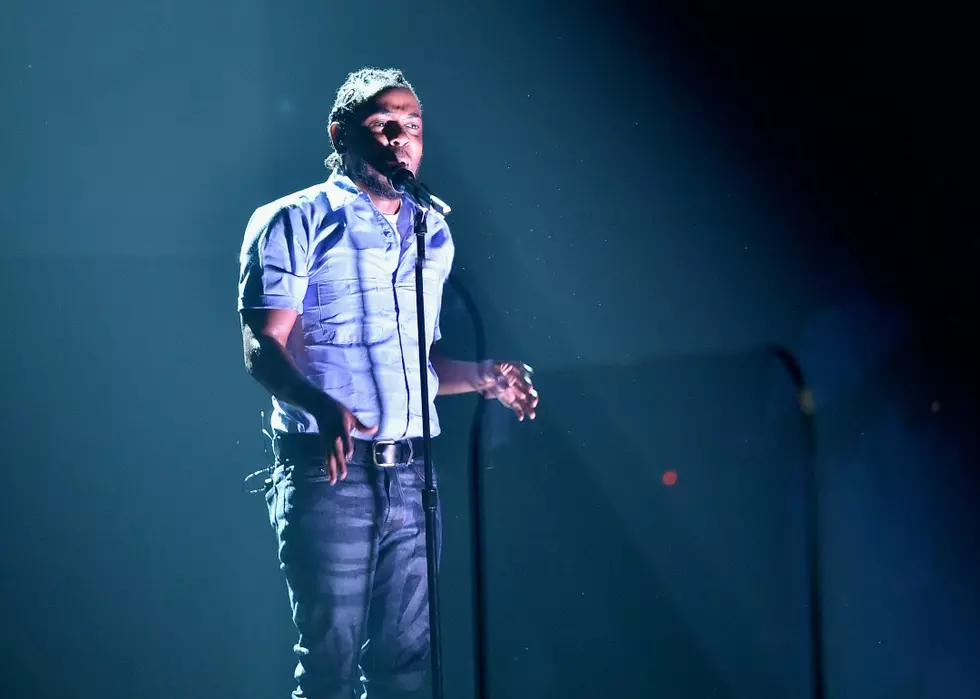 Kendrick Lamar Performs “Alright” and “The Blacker the Berry” at 2016 Grammy Awards