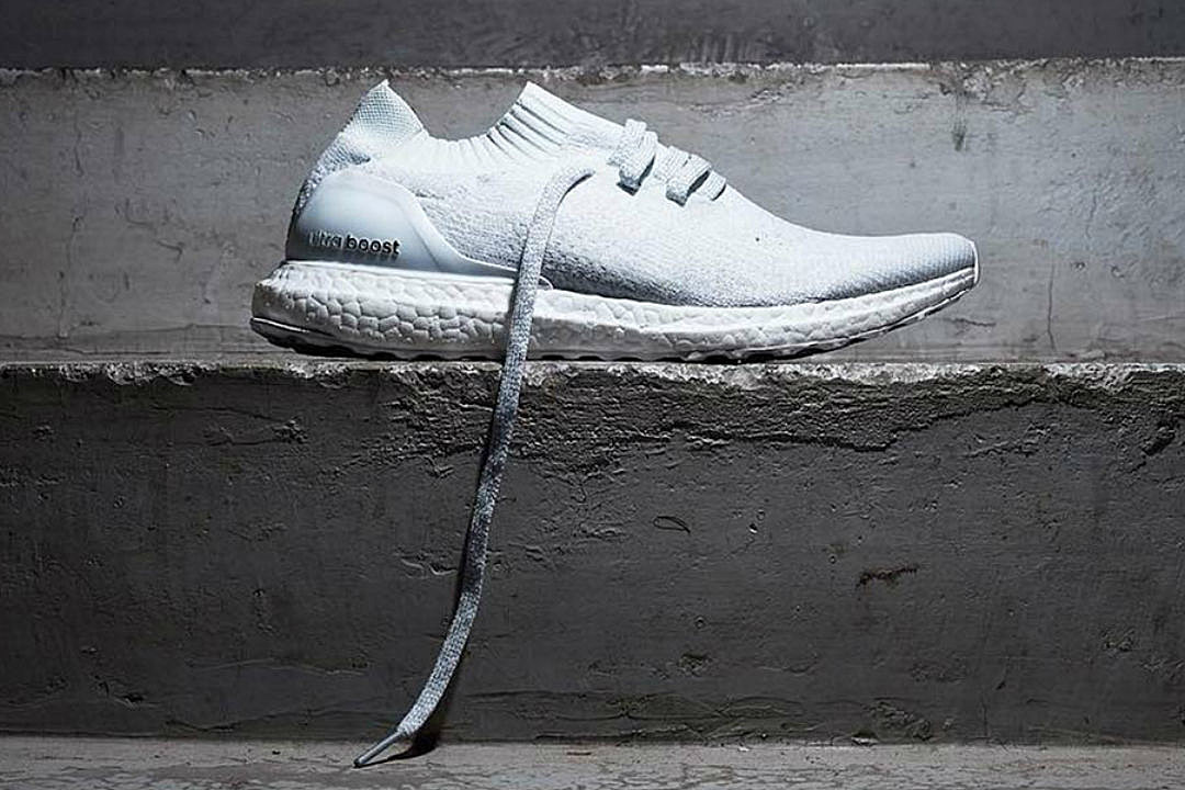 adidas ultra boost uncaged triple white