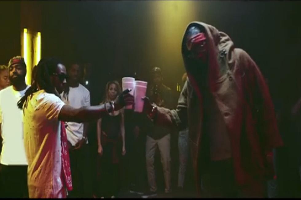 Lil Wayne and 2 Chainz Battle It Out in "Bounce" Video