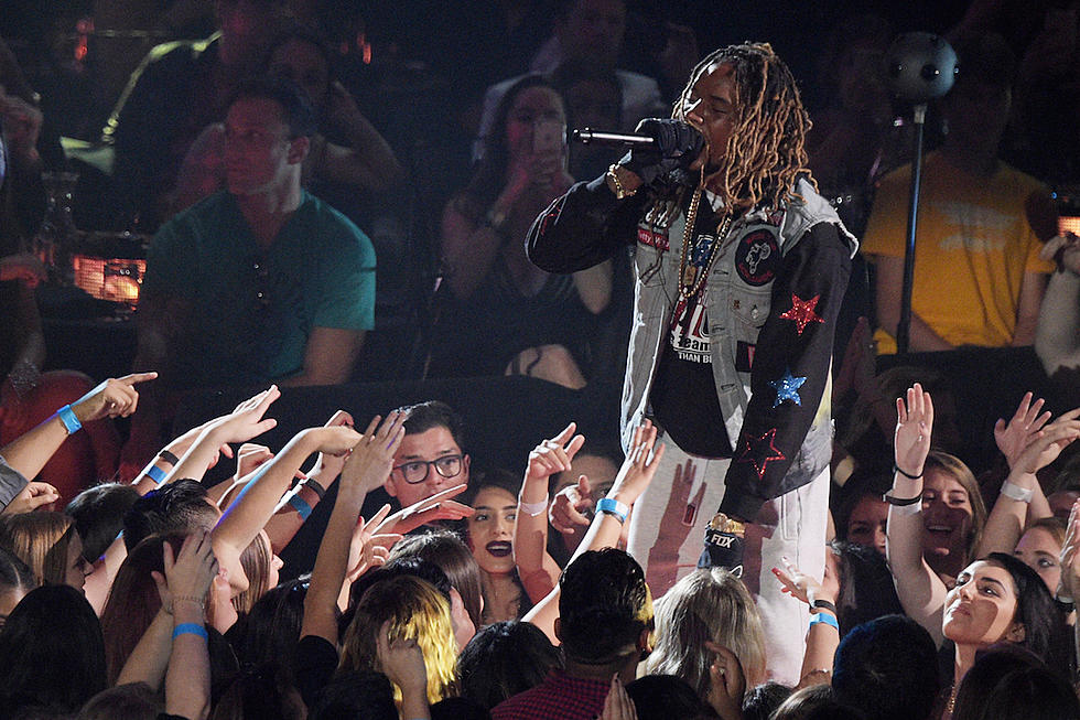 Fetty Wap Performs “Again,” Wins Best New Artist at 2016 iHeart Radio Music Awards
