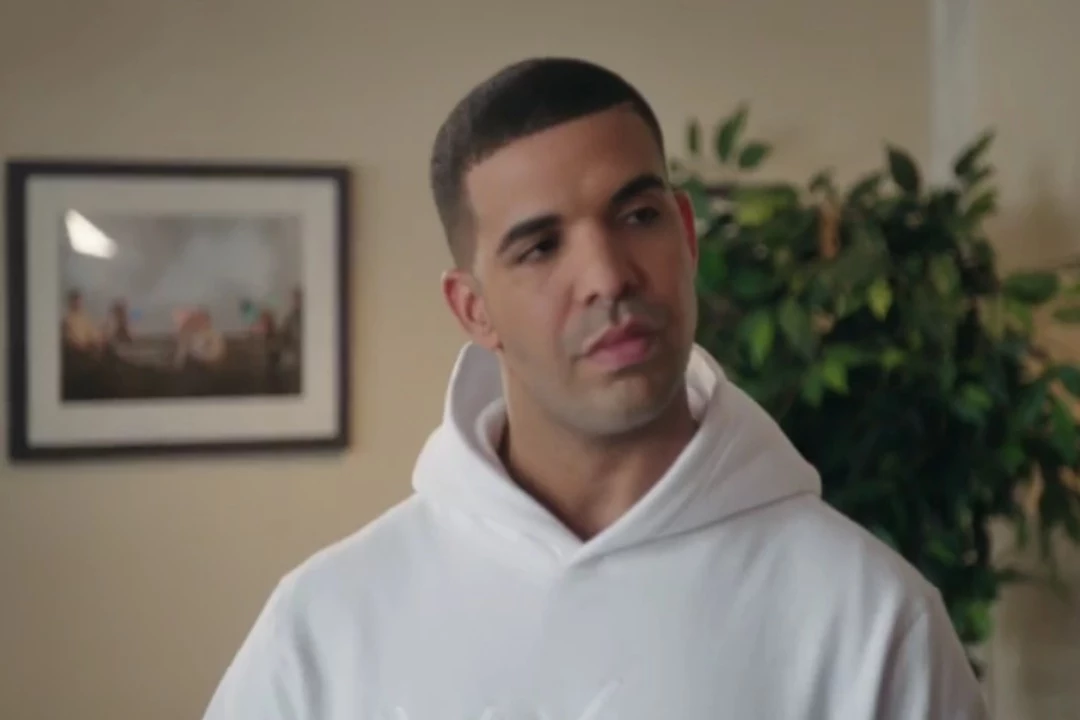 Drake Parodies Back To Back On Snl Xxl