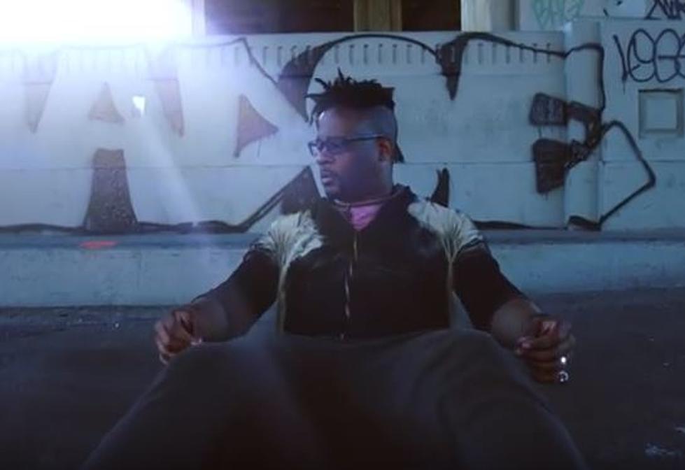 Open Mike Eagle in "Admitting the Endorphin Addiction" Video