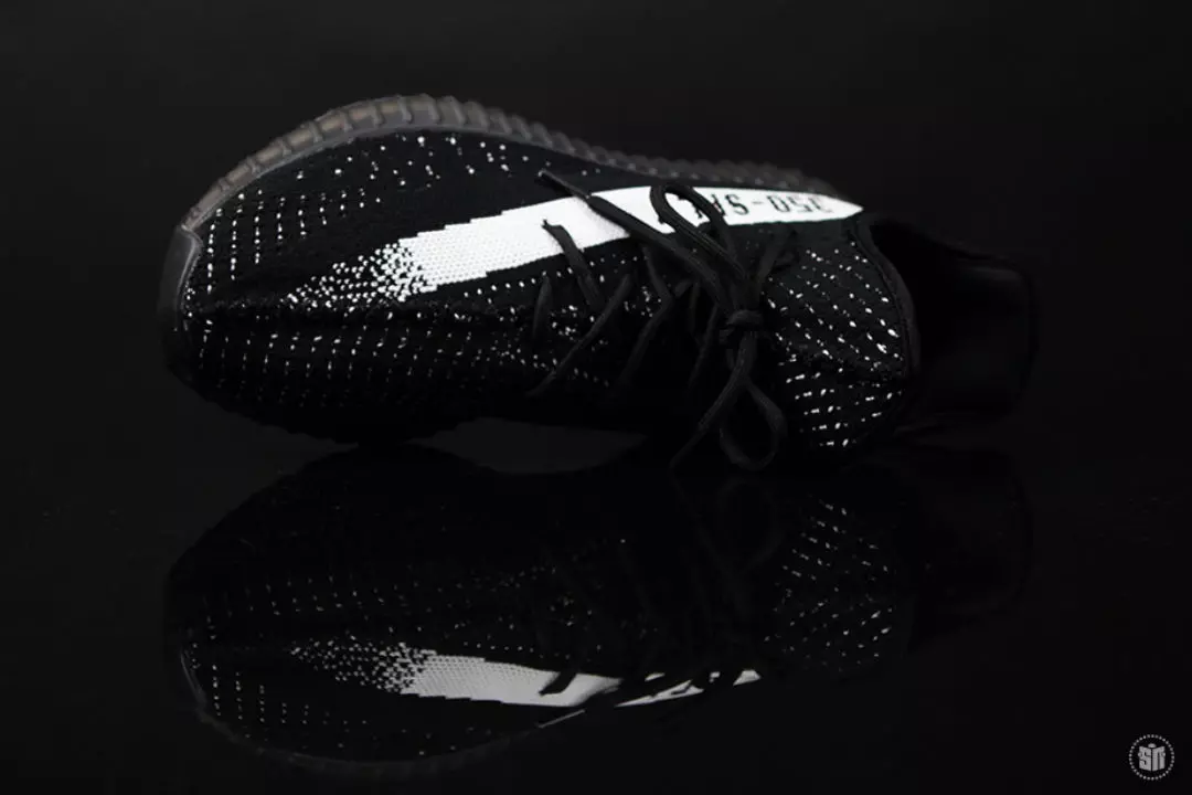 Adidas Yeezy Boost 550 Black/White - XXL