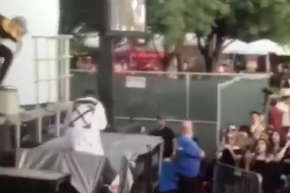 Jeremih Falls After Accidentally Stepping on Speakers at 2016 Pitchfork Music Festival