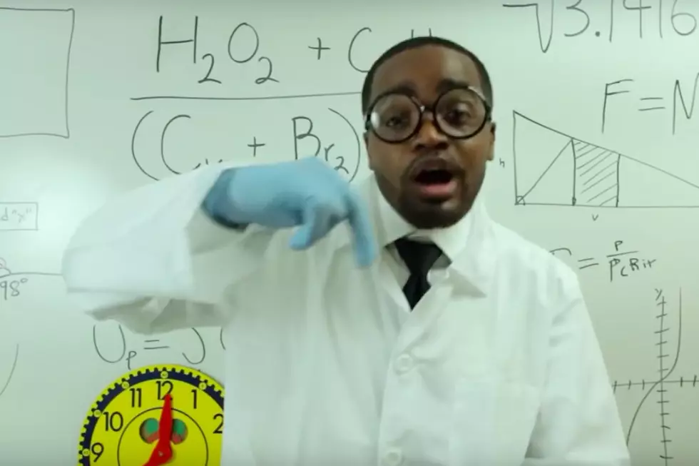 Chicago Teacher Drops Back to School Rap to Welcome Students to His Class