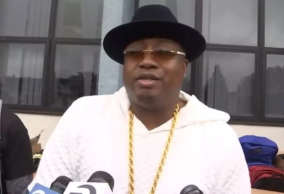 E-40 Donates $25,000 Worth of School Supplies to Middle School