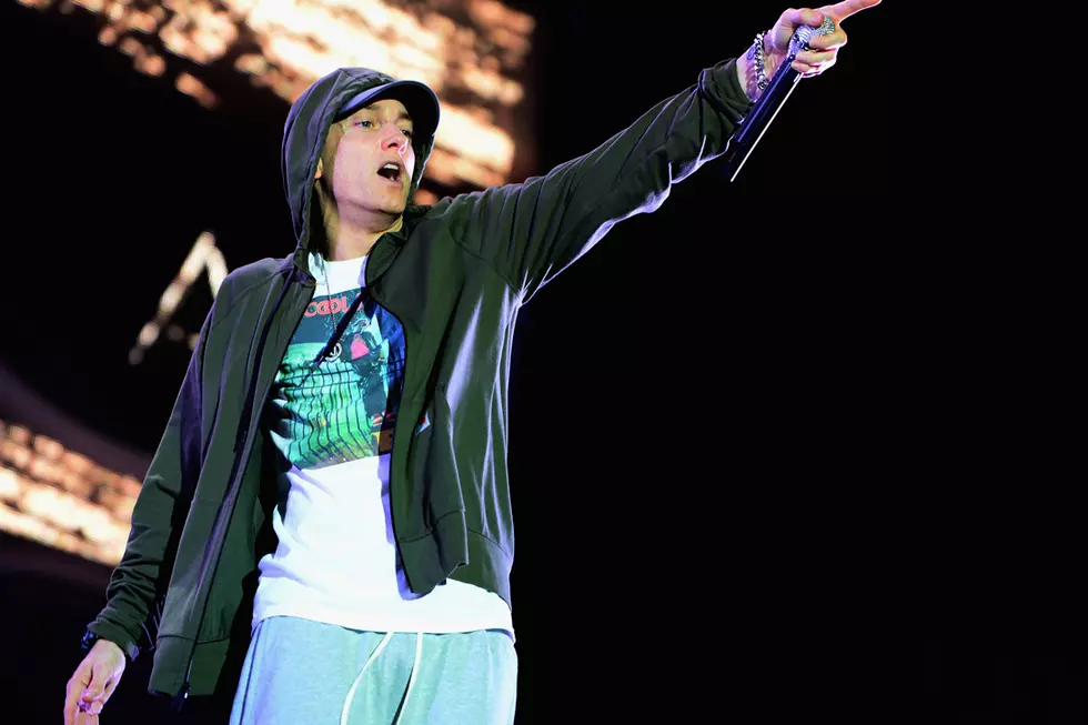 Eminem Gives High School Graduates Free Beats by Dre Headphones