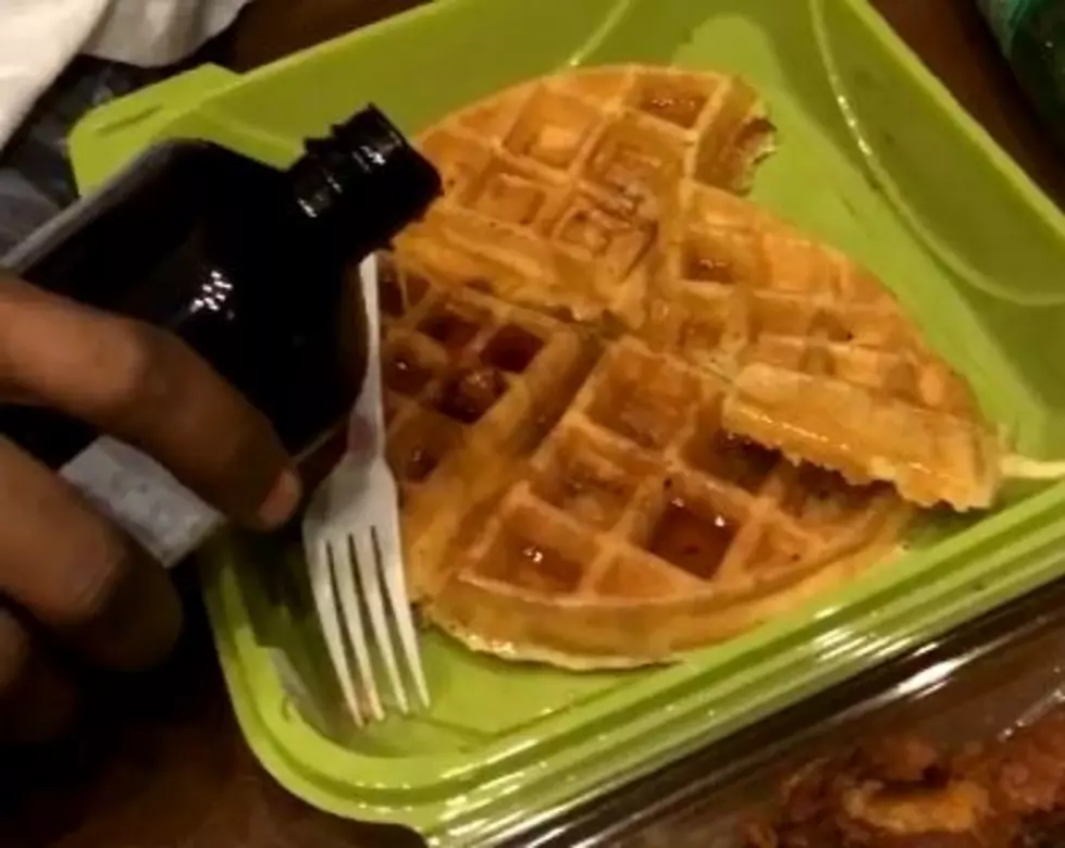 21 Savage Enjoys Some Cough Syrup With His Waffles