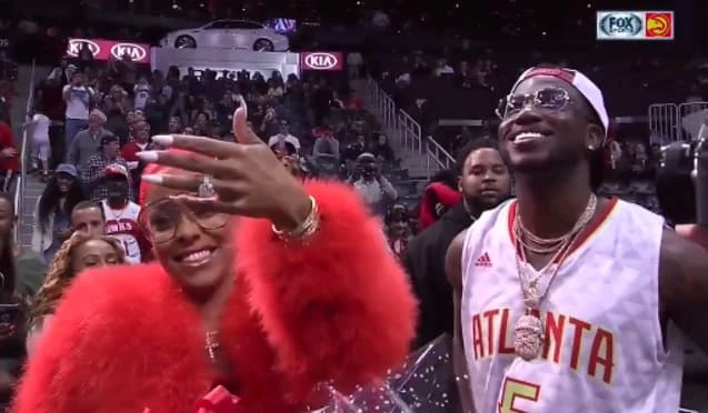 at styre genstand udsende Gucci Mane Proposes to His Girlfriend Keyshia Ka'oir at Atlanta Hawks Game  - XXL