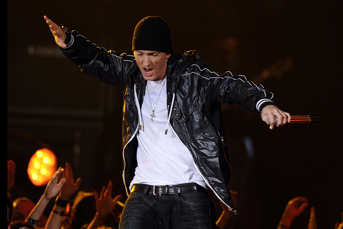 Eminem's 'Relapse' Wins Best Rap Album in 2010 - Today in Hip-Hop - XXL1200 x 800
