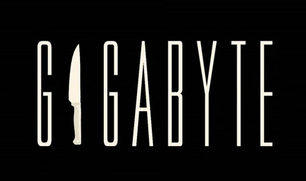Jim Jones and Avon Carter Hit the Corner in 'Gigabyte' Video