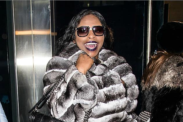 Foxy Brown Shares First Photo of Her Baby Daughter