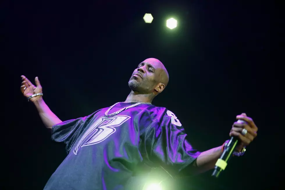 DMX Preaches and Buy Shots for People at Bar in St. Louis Airport