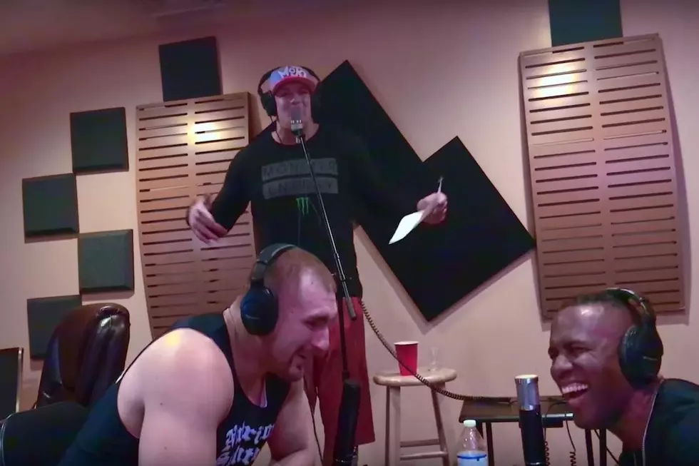 Gronk Raps!