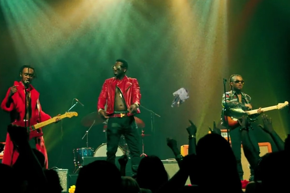 Rae Sremmurd And Gucci Mane Win Top Rap Collaboration For Black Beatles At 2017 Billboard Music Awards Xxl - rae sremmurd black beatles roblox id