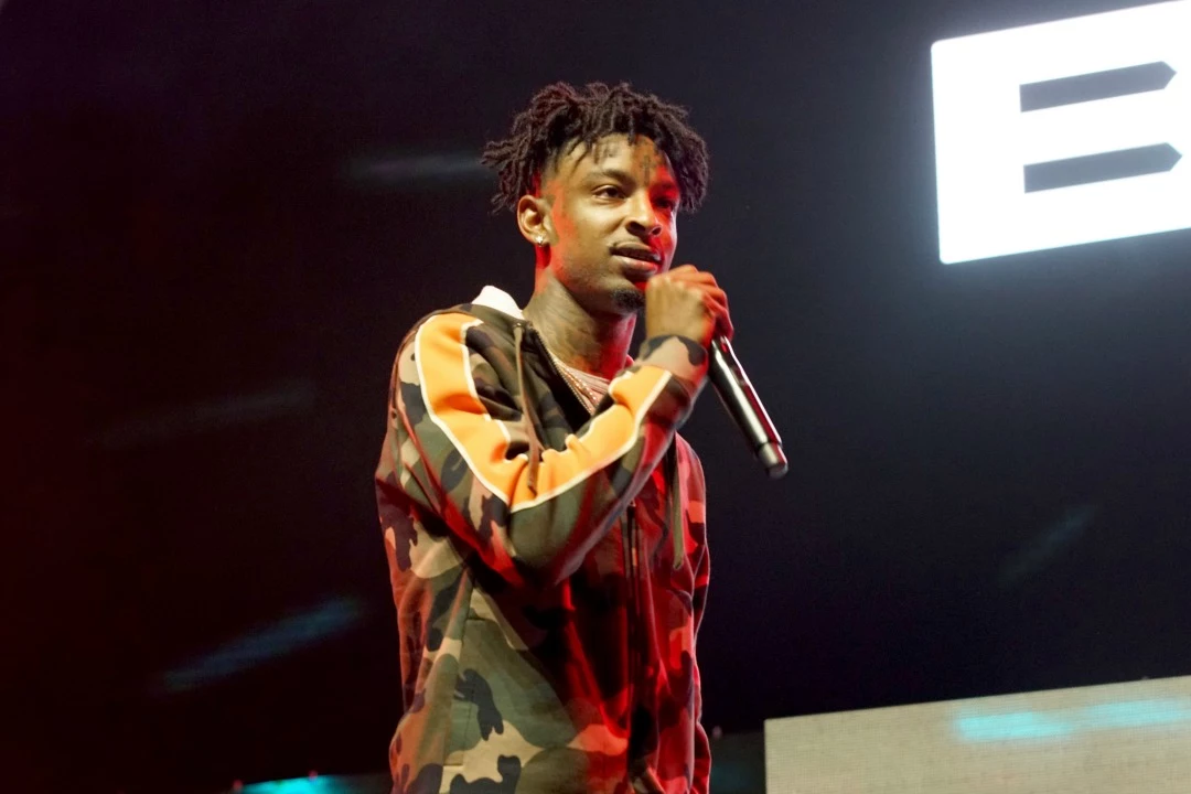 21 Savage Sings R&B Classics On Instagram Live –