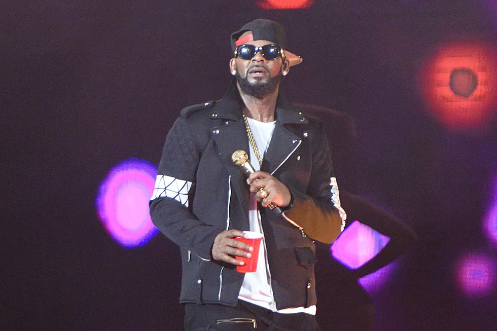 R. Kelly Fires Back at Spotify for Removing His Music From Playlists