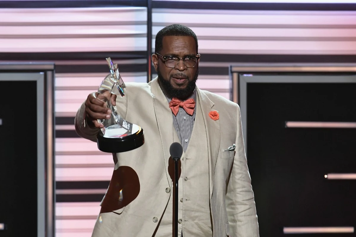 Uncle Luke Receives Lifetime Achievement Award at 2017 BET Hip Hop
