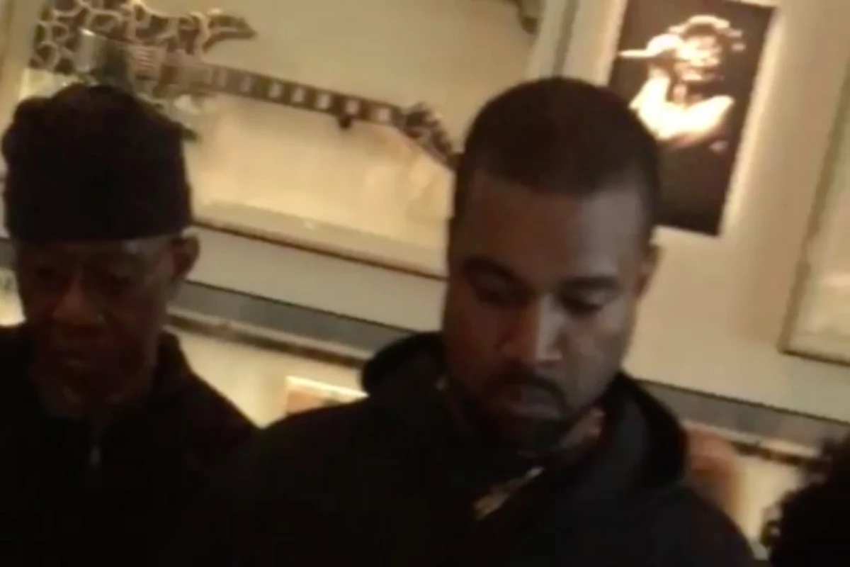 Kanye West And His Dad Visit African American History Museum Xxl