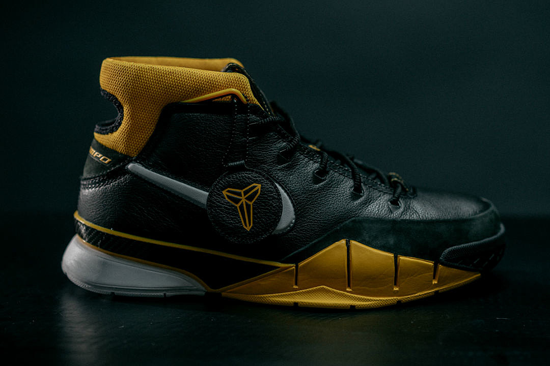 Nike to Re-Release Kobe Bryant's Zoom 