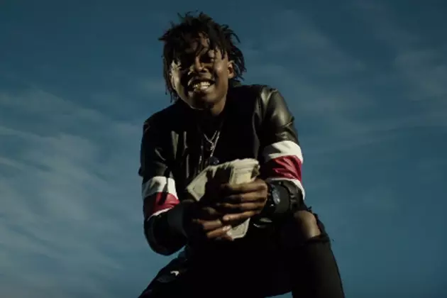 Trap Beckham Flaunts His Cash in &#8221;Thumbin Thru It&#8221; Video