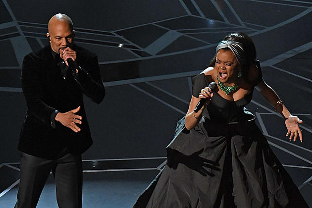 Common Performs &#8220;Stand Up for Something&#8221; With Singer Andra Day at 2018 Oscars