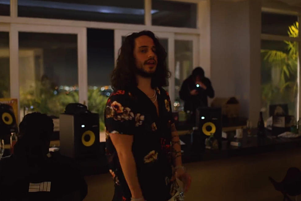 Russ Addresses Gimmicky Rappers in &#8220;Sore Losers&#8221; Video