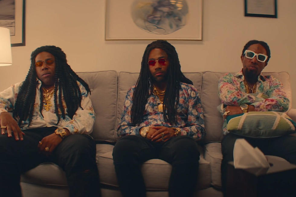 Childish Gambino Goes to Group Therapy in Hilarious Migos-Inspired &#8216;SNL&#8217; Skit