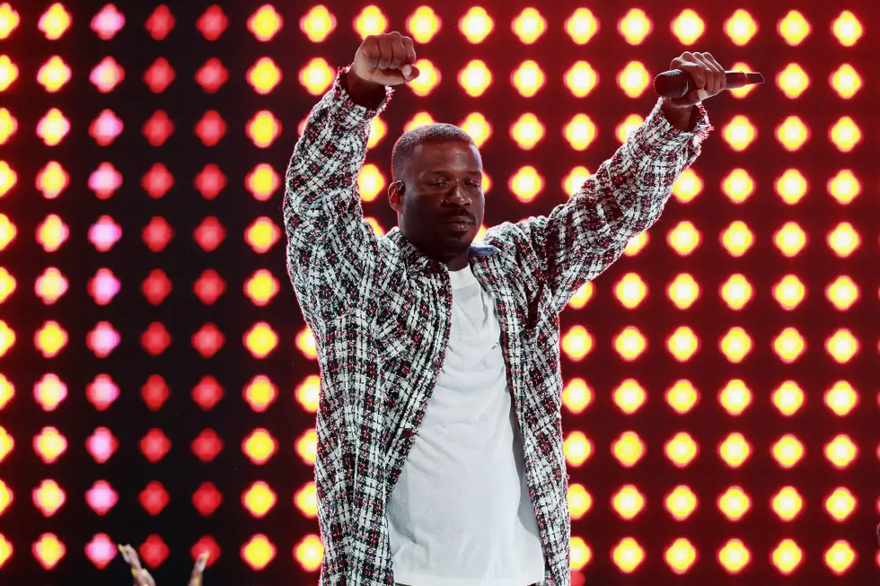 Jay Rock Opens 2018 BET Awards With Performance of "Win" 