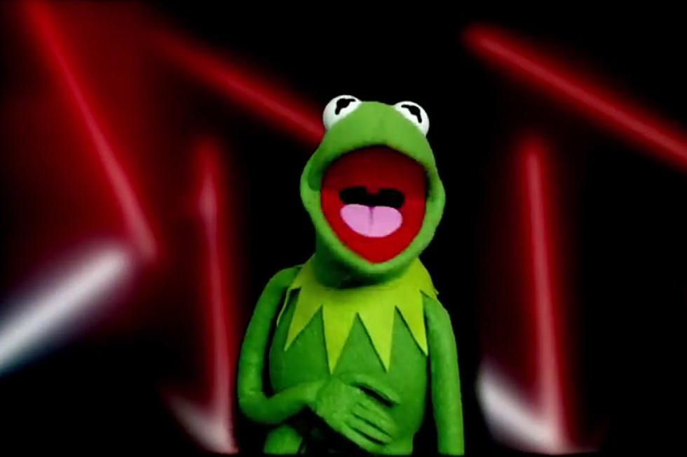 Kermit The Frog Flexes in Hilarious 2018 XXL Freshman Freestyle Parody