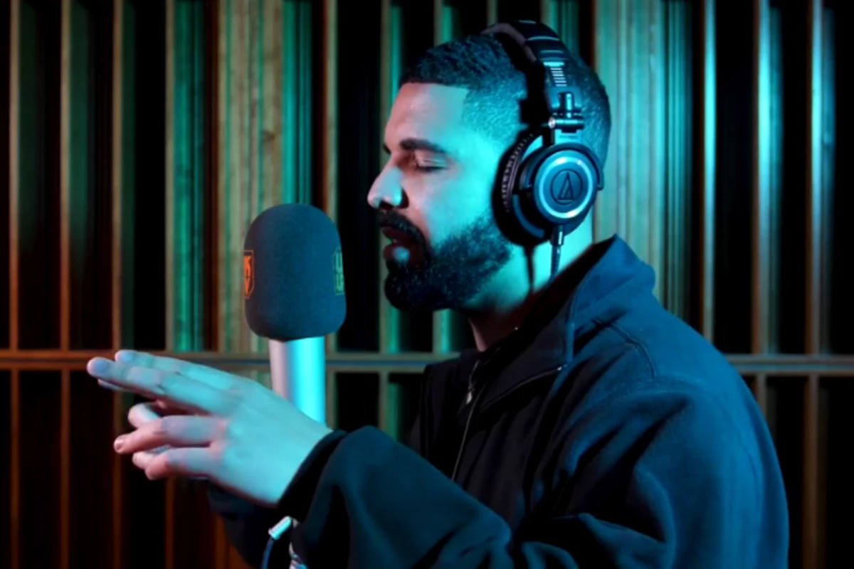 Drake Spits Heat on New "Behind Barz" Freestyle - XXL