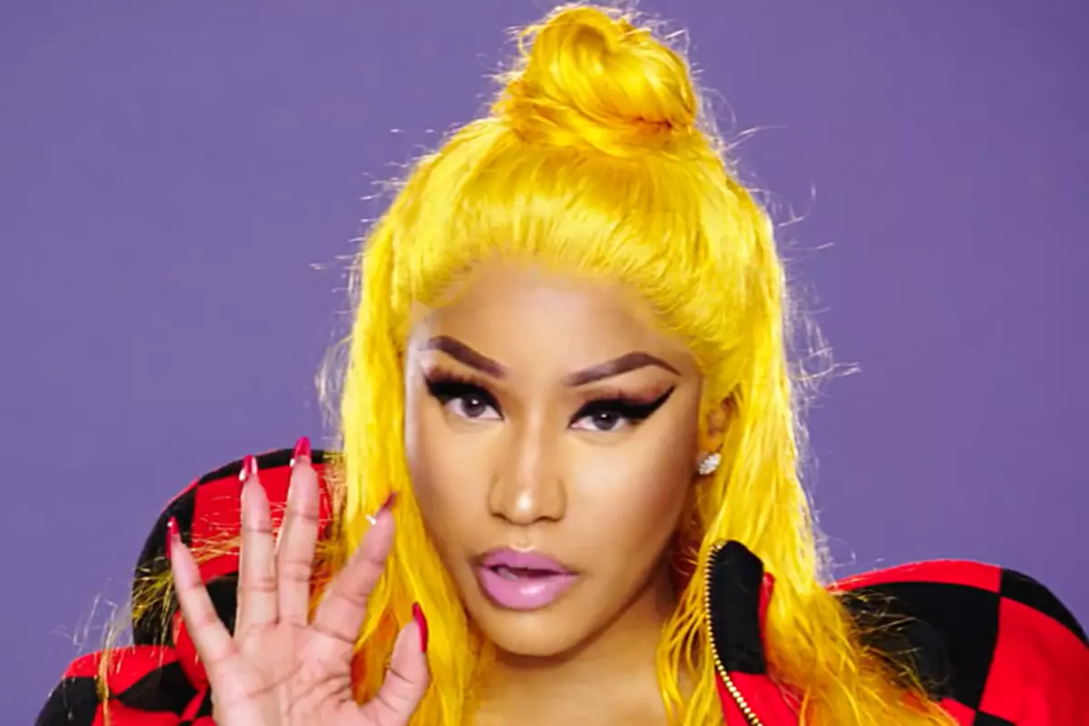 Nicki Minaj ''Barbie Dreams'' Video - XXL