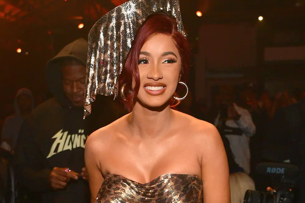Cardi B’s Private Jet Forced to Make Emergency Landing in Chicago