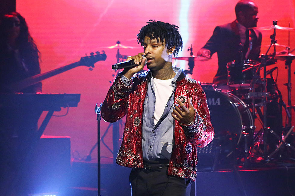 21 Savage Performs for First Time Since ICE Arrest: Watch