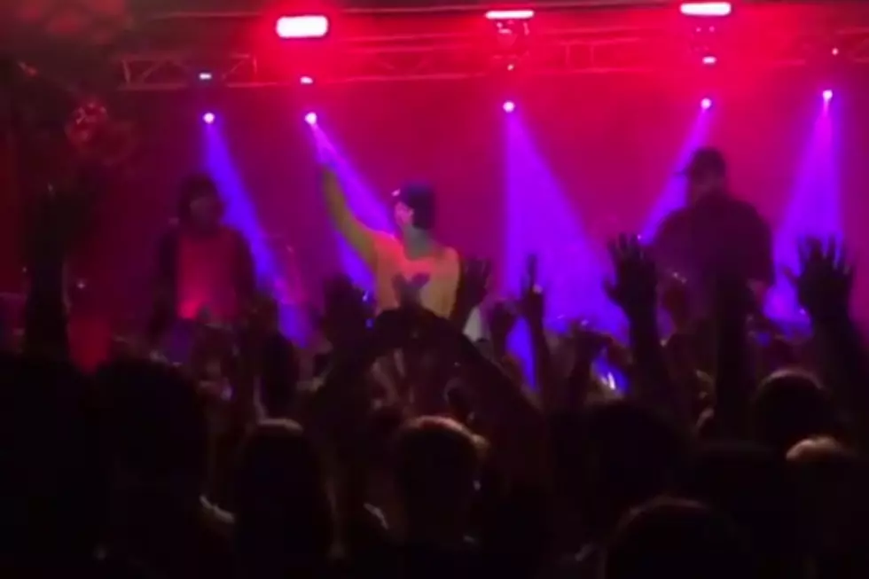 Lil Xan Throws Louis Vuitton Chain Into Crowd During Show