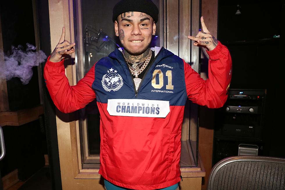 6ix9ine’s Girlfriend Shares New Photo of Rapper in Prison