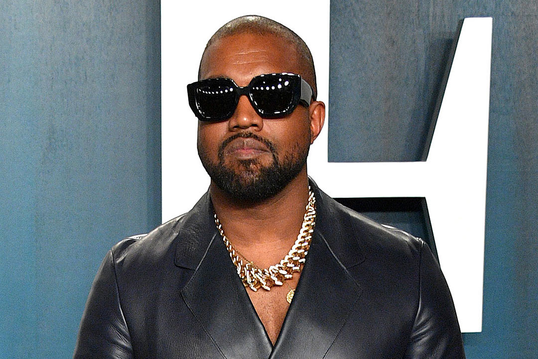 Kanye West Announces New Album God’s Country, to Release New Song ...