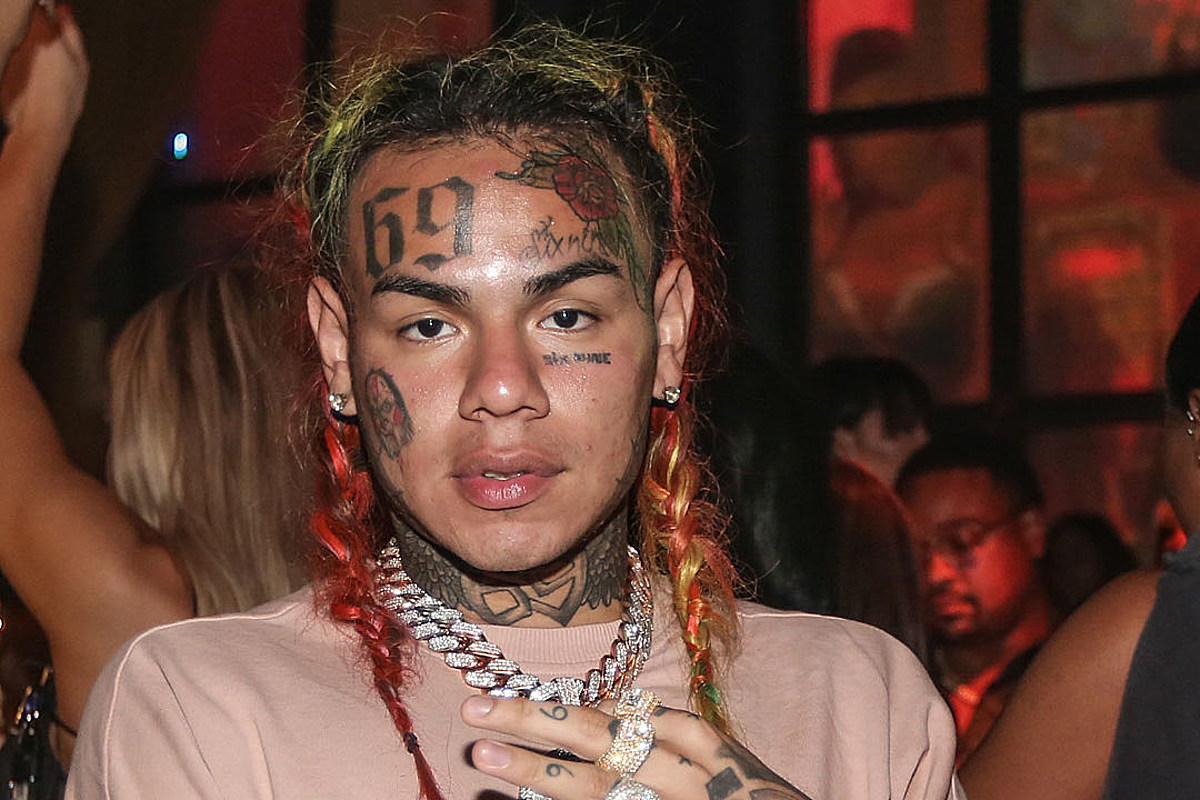 6ix9ine Laughs at Video of Lil Durk Finding Out King Von Died