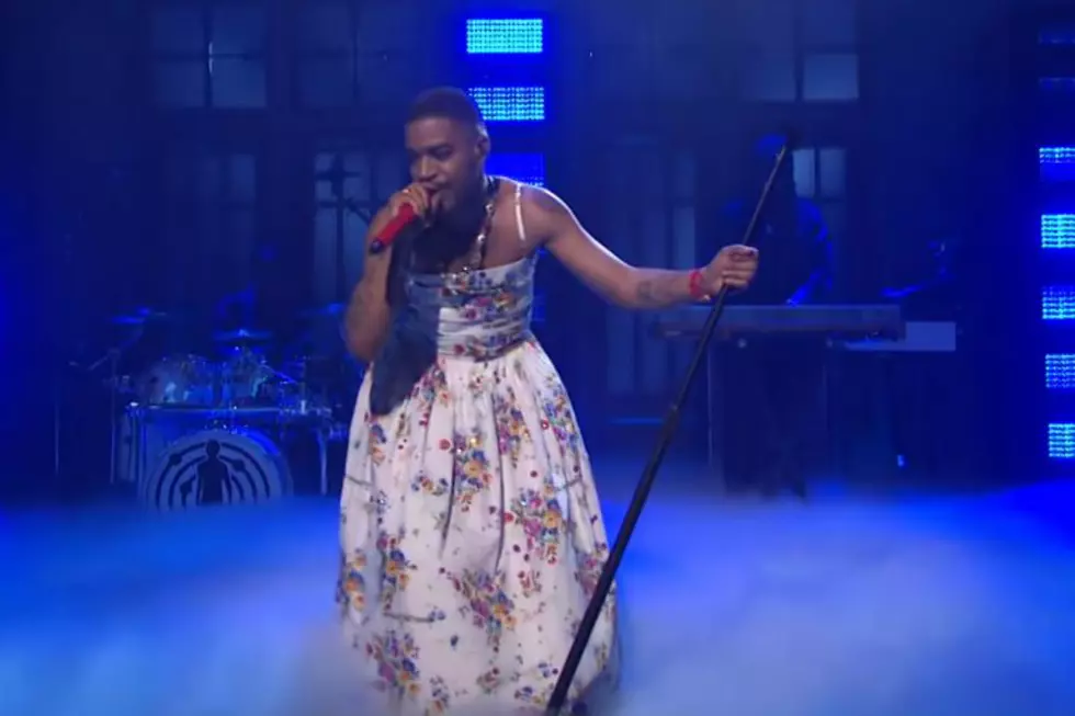 Kid Cudi Wears Dress in Tribute to Kurt Cobain During SNL Performance